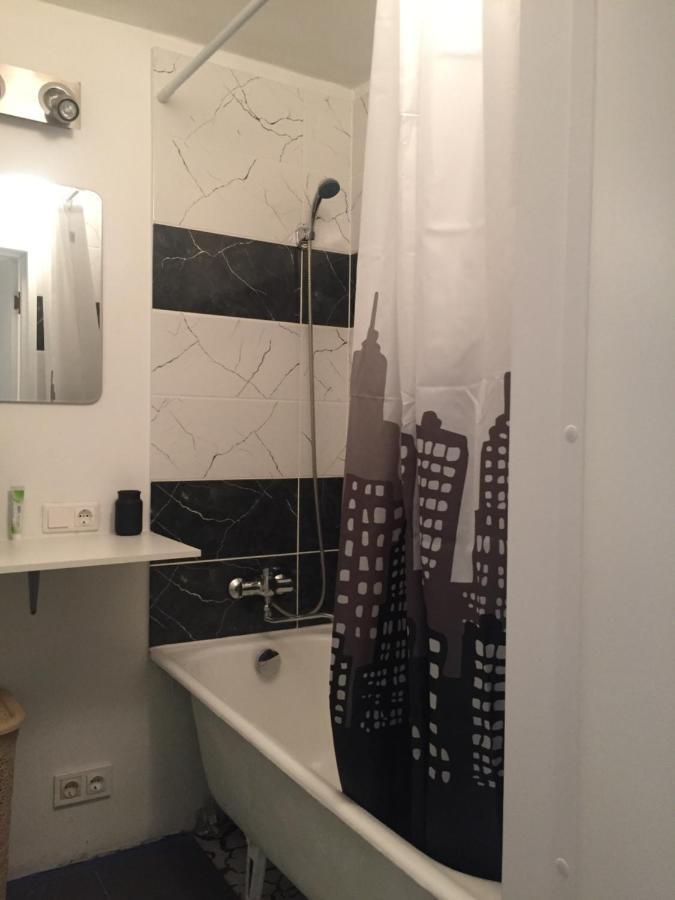 Apartamenti Zirnis 采西斯 外观 照片